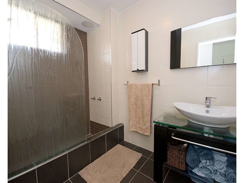 3/93 Swann Road, Taringa QLD 4068