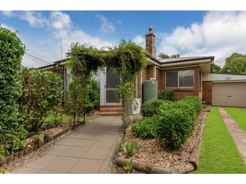 3 McLeish Street, Harristown QLD 4350