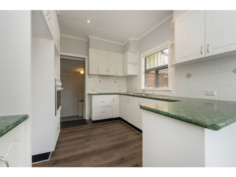 3 McLeish Street, Harristown QLD 4350