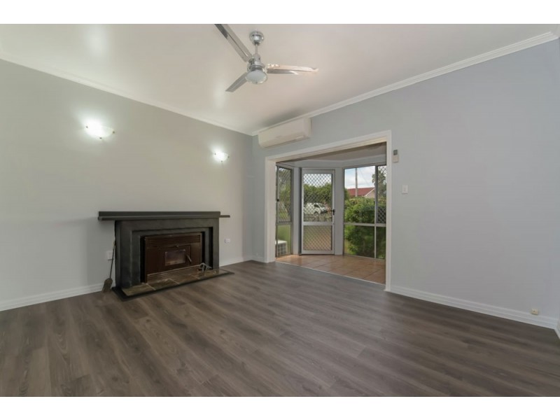 3 McLeish Street, Harristown QLD 4350