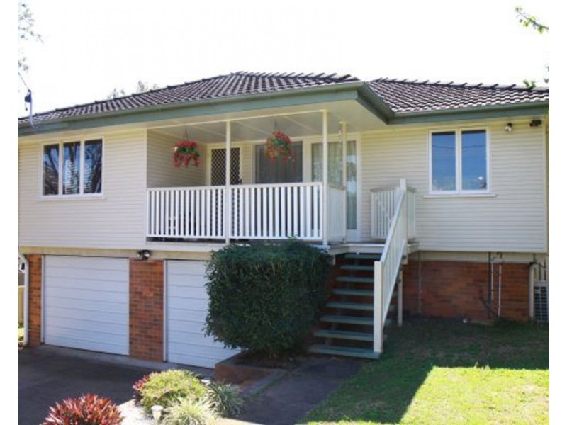 18 Warringah Street, Everton Park QLD 4053