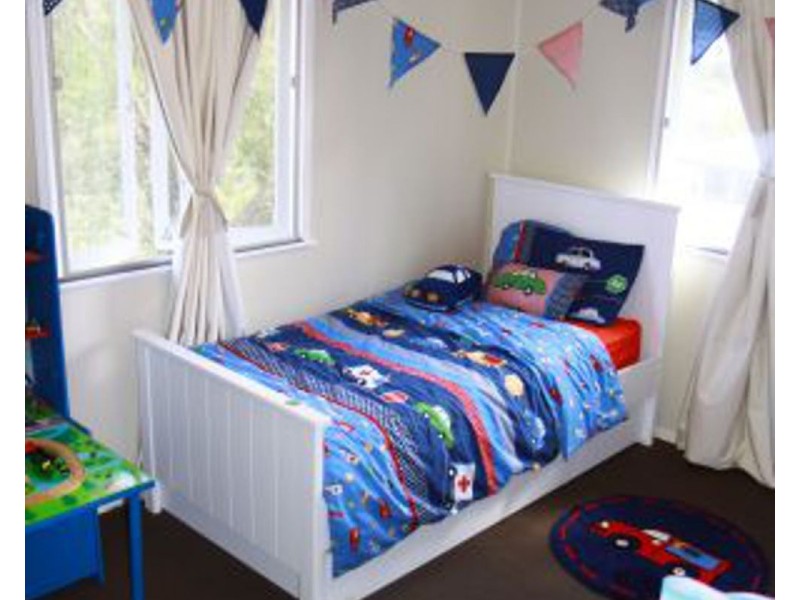 18 Warringah Street, Everton Park QLD 4053