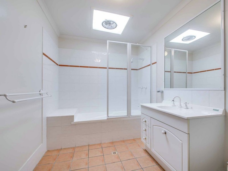 2/373 Newmarket Road, Newmarket QLD 4051