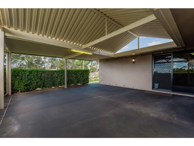 4 Holly Avenue, Highfields QLD 4352