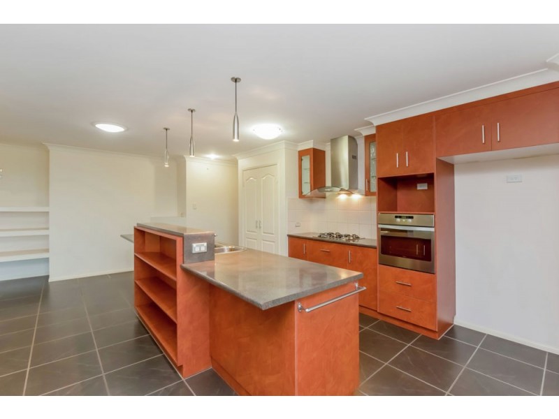 4 Holly Avenue, Highfields QLD 4352