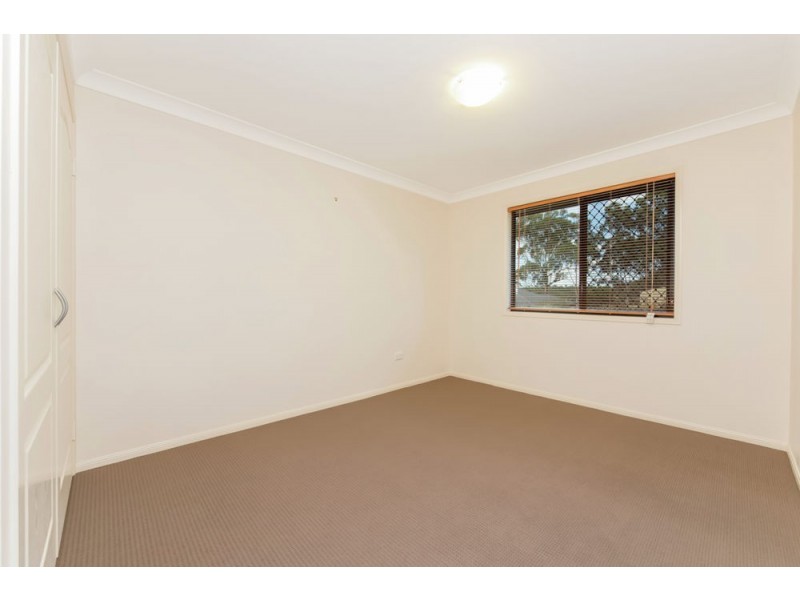 4 Holly Avenue, Highfields QLD 4352