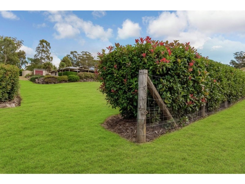 4 Holly Avenue, Highfields QLD 4352