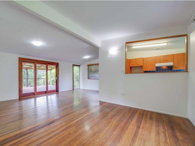 11 Culworth Street, Chermside West QLD 4032