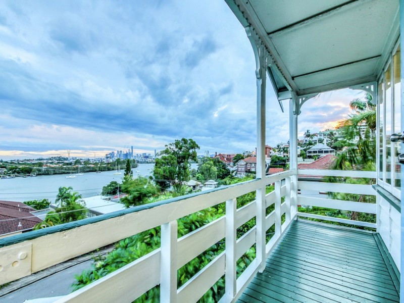 36 Crescent Road, Hamilton QLD 4007