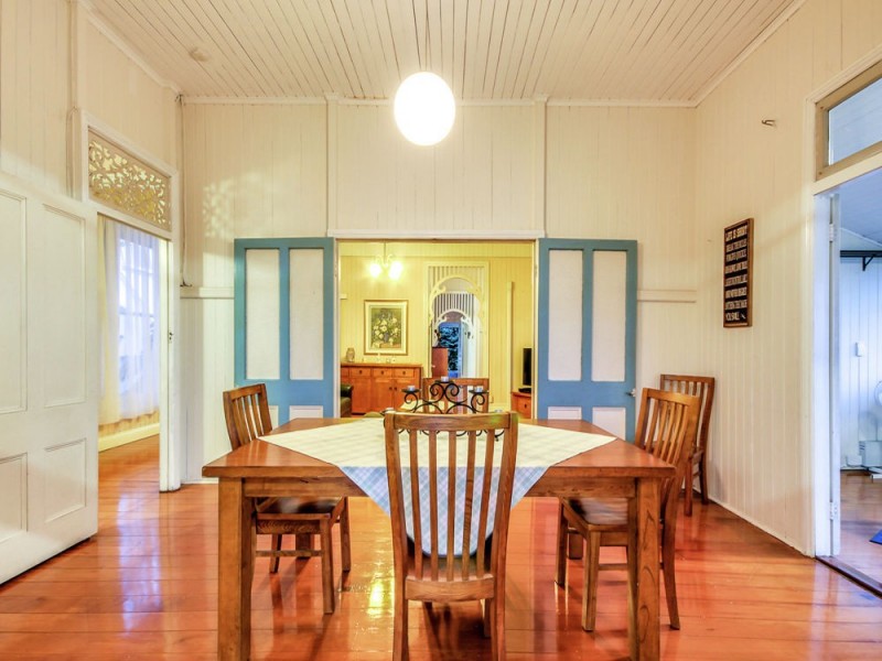 36 Crescent Road, Hamilton QLD 4007