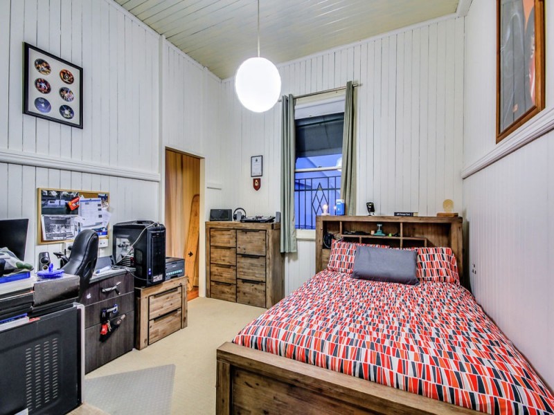 36 Crescent Road, Hamilton QLD 4007