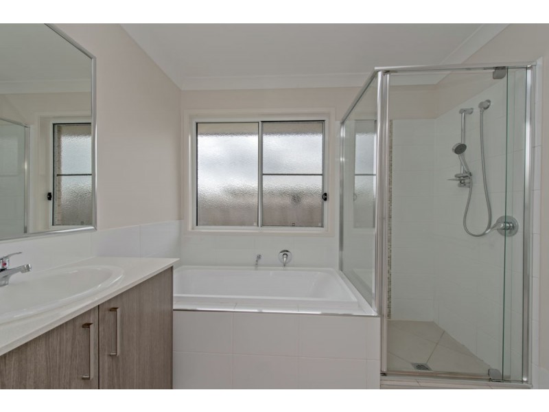 44 Ferguson Road, Westbrook QLD 4350