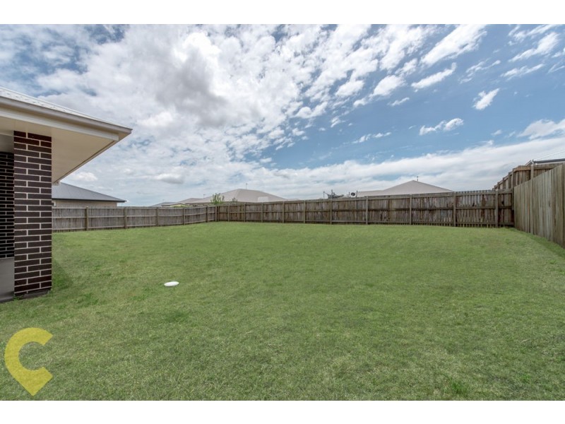 7 McIntosh Street, Westbrook QLD 4350