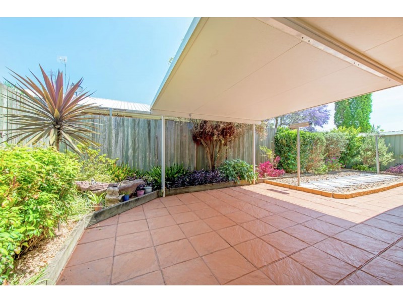 2/8 Carmen Street, Kearneys Spring QLD 4350