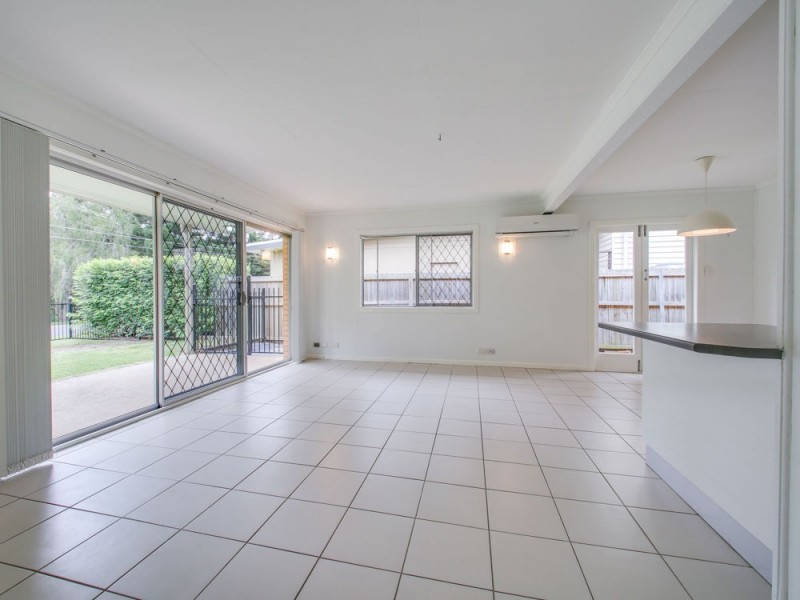 15 Creek Avenue, Ashgrove QLD 4060