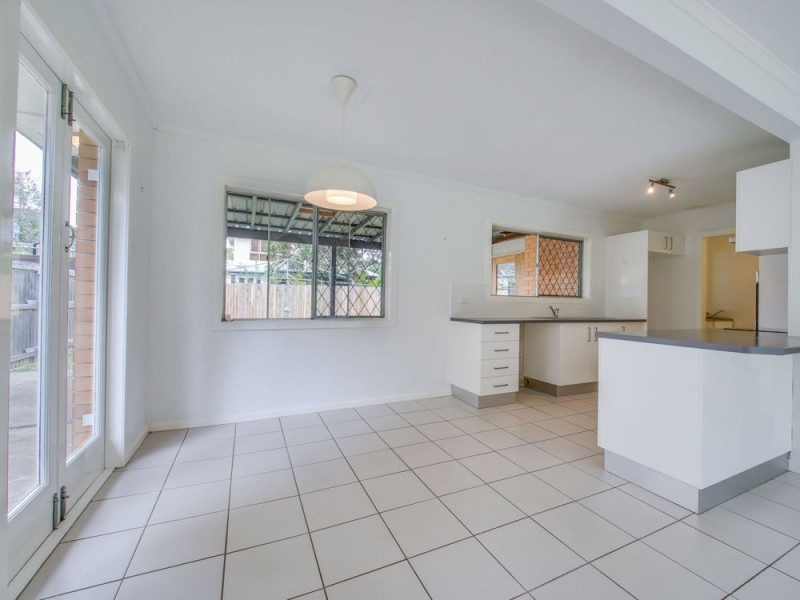 15 Creek Avenue, Ashgrove QLD 4060