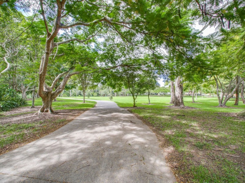 15 Creek Avenue, Ashgrove QLD 4060