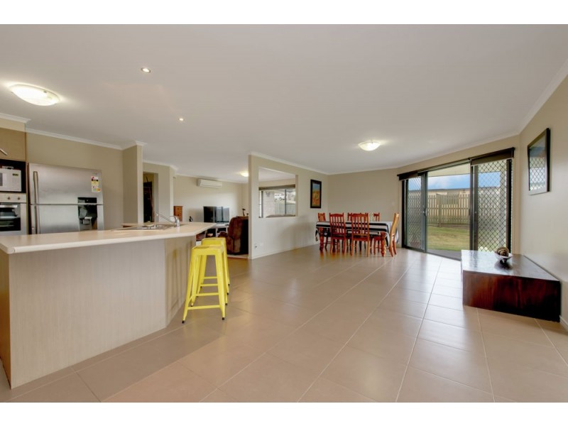11 Tea Tree Court, Gowrie Junction QLD 4352
