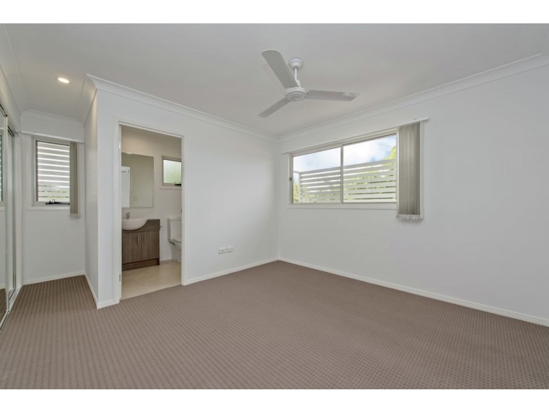 18/227 Nelson Street, Kearneys Spring QLD 4350