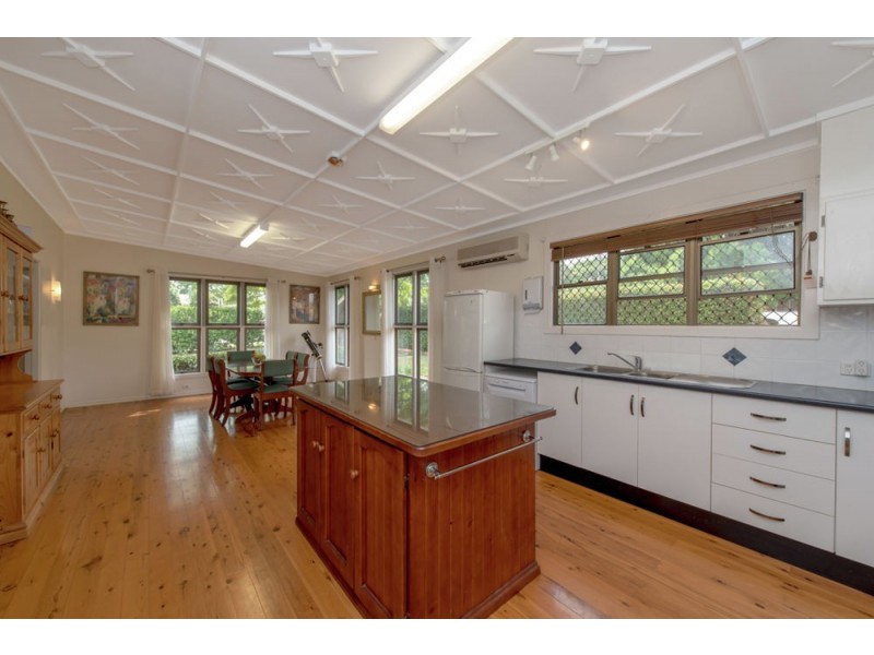 1 Nerida St, Highfields QLD 4352
