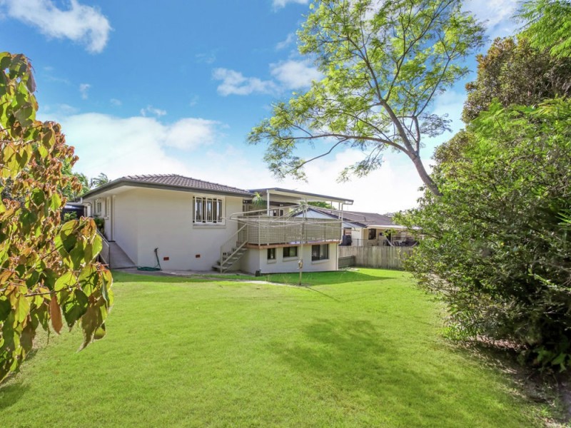 42 Blenheim Street, Chermside West QLD 4032