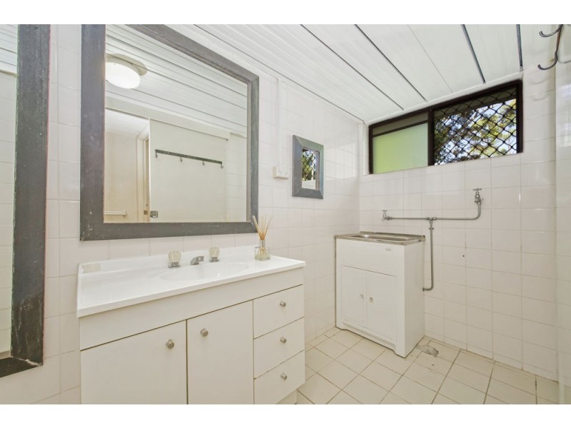 42 Blenheim Street, Chermside West QLD 4032