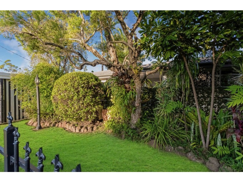 10C Esmond Street, Rockville QLD 4350