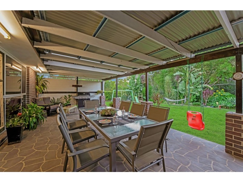 304 Hursley Road, Glenvale QLD 4350