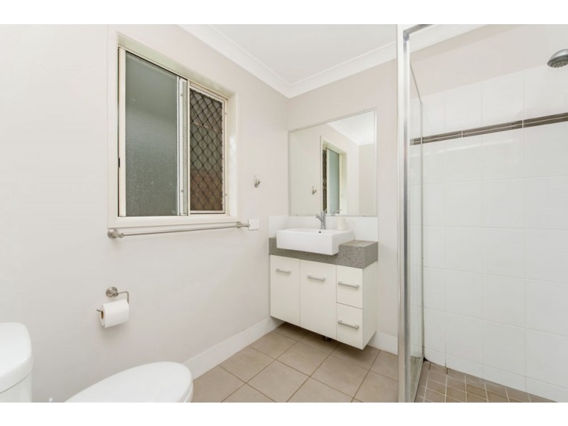 2 Willowburn Drive, Rockville QLD 4350