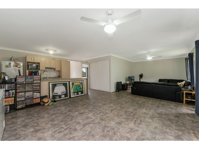 2 Willowburn Drive, Rockville QLD 4350