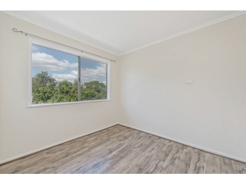 34 Paradise Street, Harristown QLD 4350