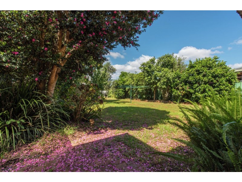 34 Paradise Street, Harristown QLD 4350