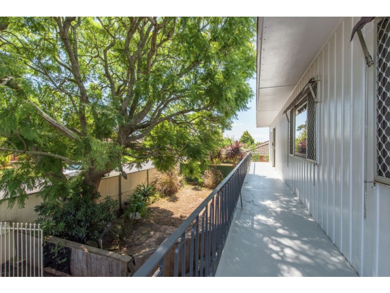 34 Paradise Street, Harristown QLD 4350