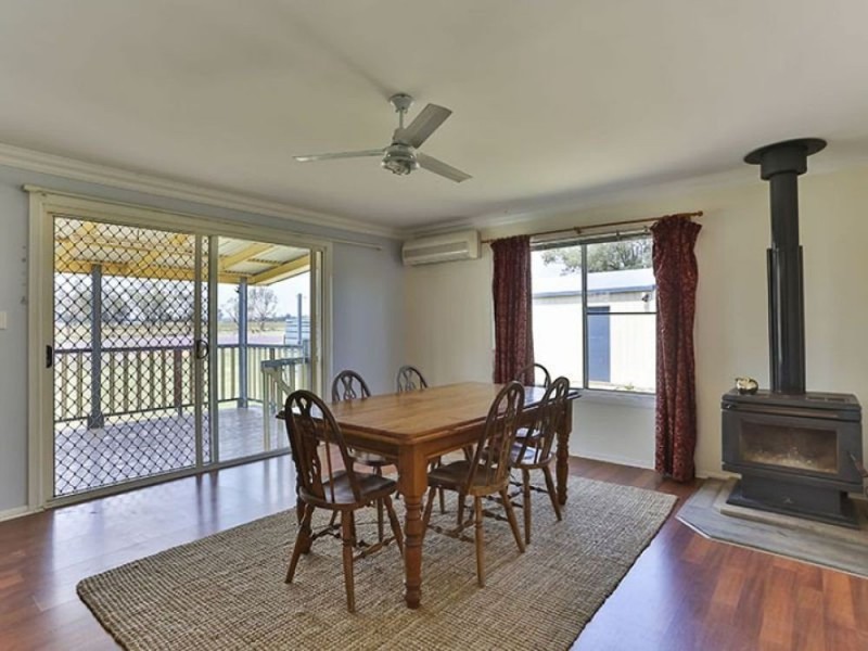 13 Colemans Road, Goombungee QLD 4354