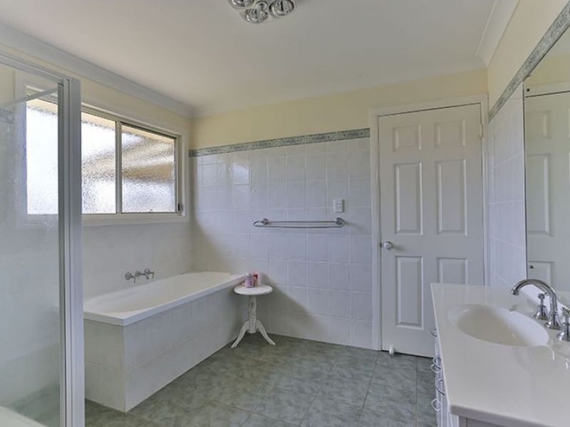 13 Colemans Road, Goombungee QLD 4354