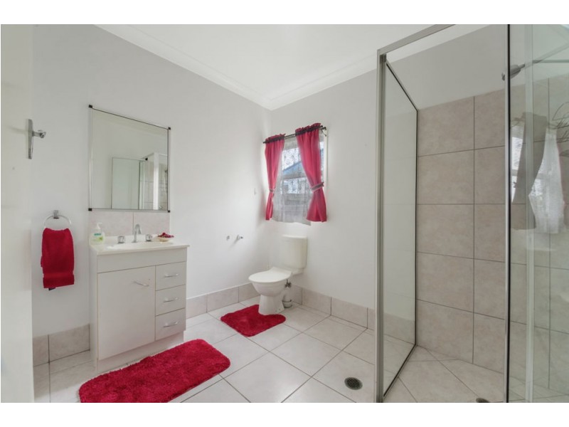 4 Beta Street, Stafford Heights QLD 4053