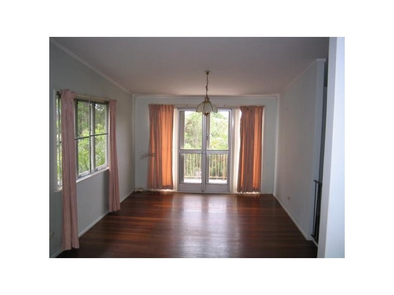 60 Blenheim Street, Chermside West QLD 4032