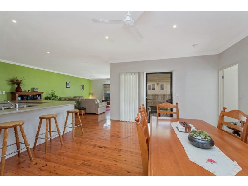 8 Carly Drive, Helidon QLD 4344