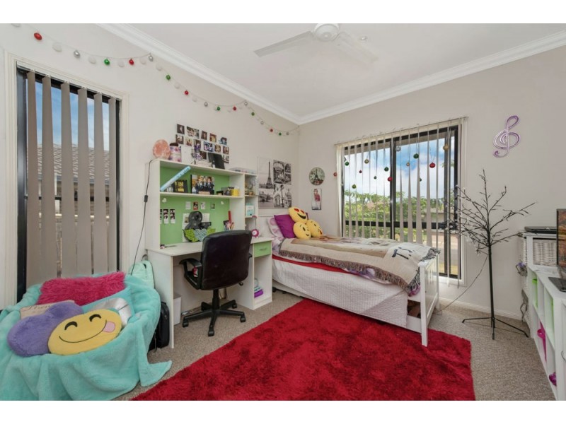 8 Carly Drive, Helidon QLD 4344