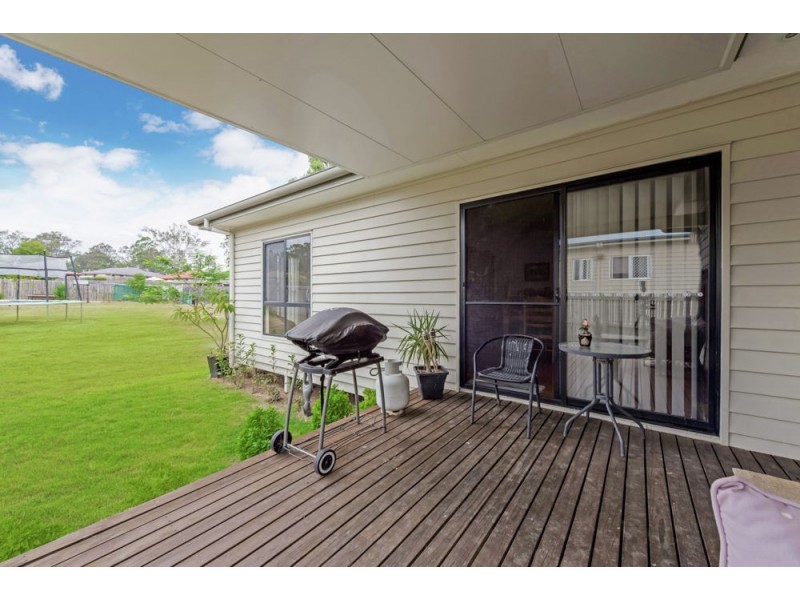 8 Carly Drive, Helidon QLD 4344