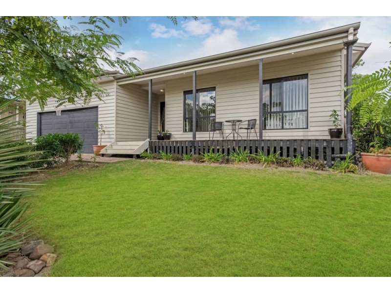8 Carly Drive, Helidon QLD 4344