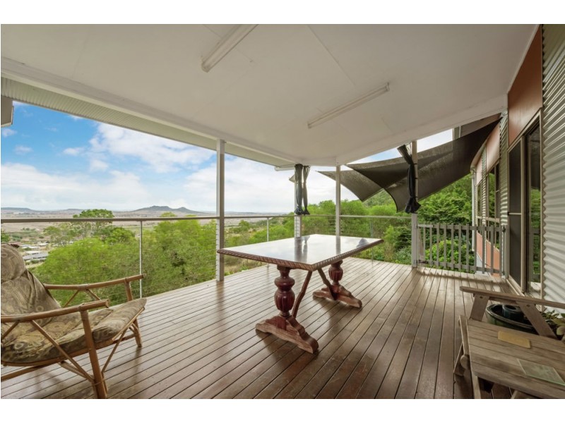 17 Koala Drive, Gowrie Junction QLD 4352