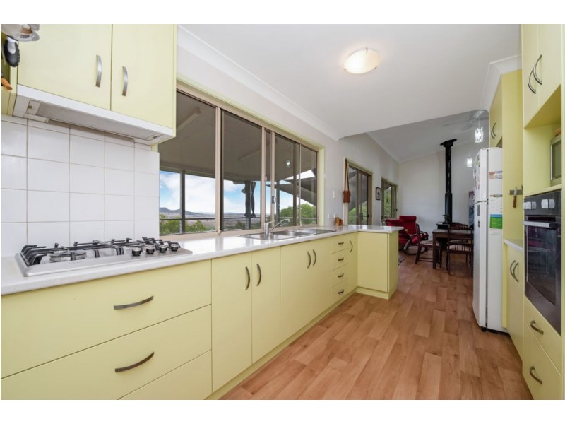 17 Koala Drive, Gowrie Junction QLD 4352