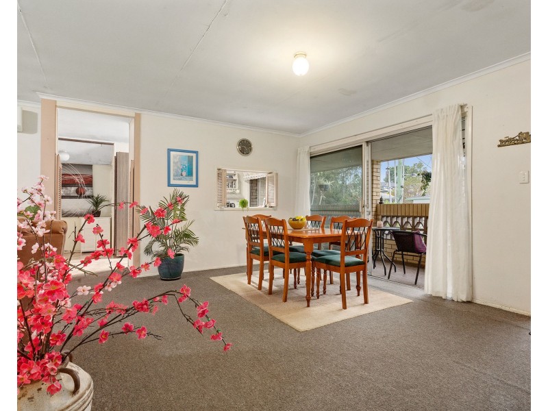 28 Chaplin Street, Stafford Heights QLD 4053