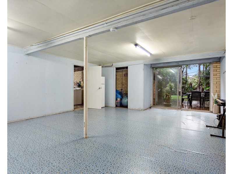 28 Chaplin Street, Stafford Heights QLD 4053