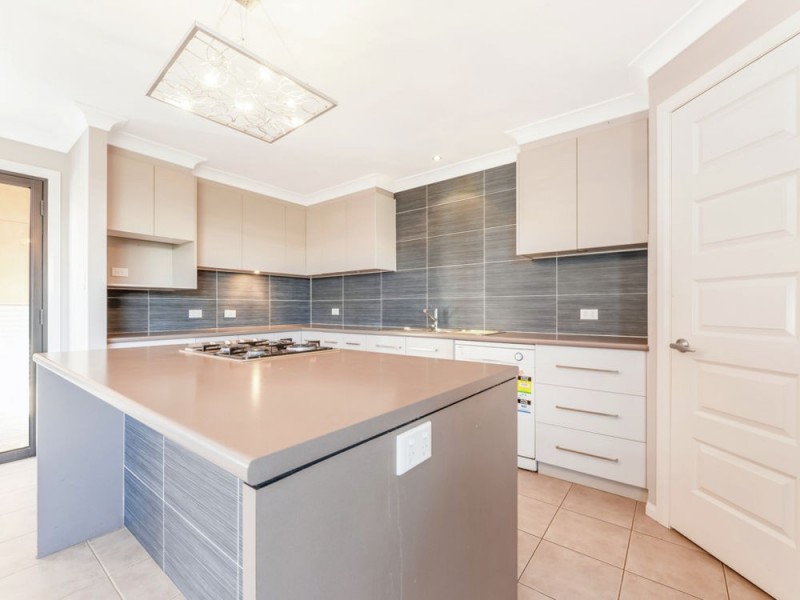 10 Tea Tree Court, Gowrie Junction QLD 4352