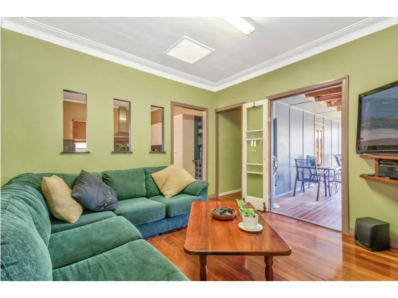 417 Earnshaw Road, Banyo QLD 4014