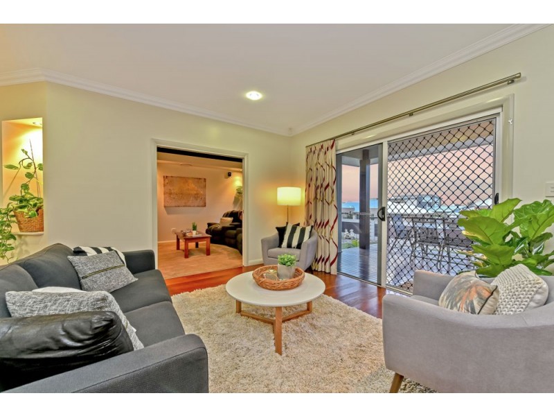 2 Colman Drive, Middle Ridge QLD 4350