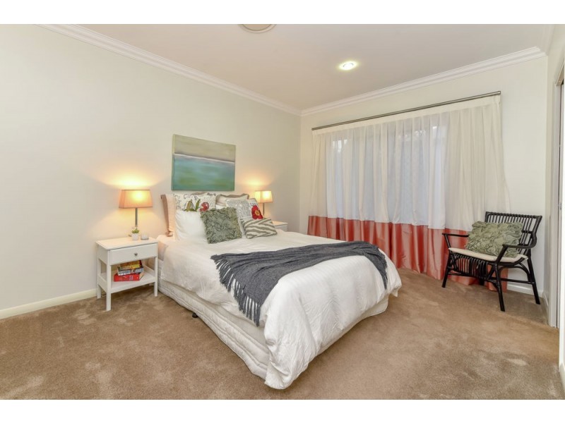 2 Colman Drive, Middle Ridge QLD 4350