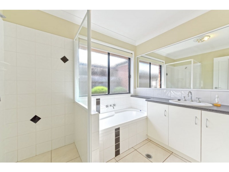 1/3a Burton Street, Harristown QLD 4350